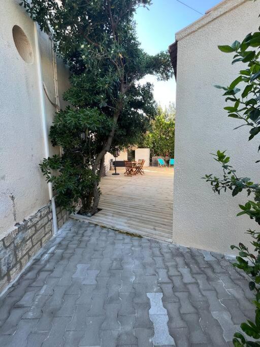 "Le Nature" Camargue Jardin آرْلْ المظهر الخارجي الصورة